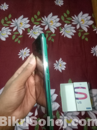 Vivo S1